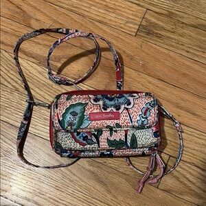Vera Bradley Pink Floral Women's Bag Crossbody Wallet